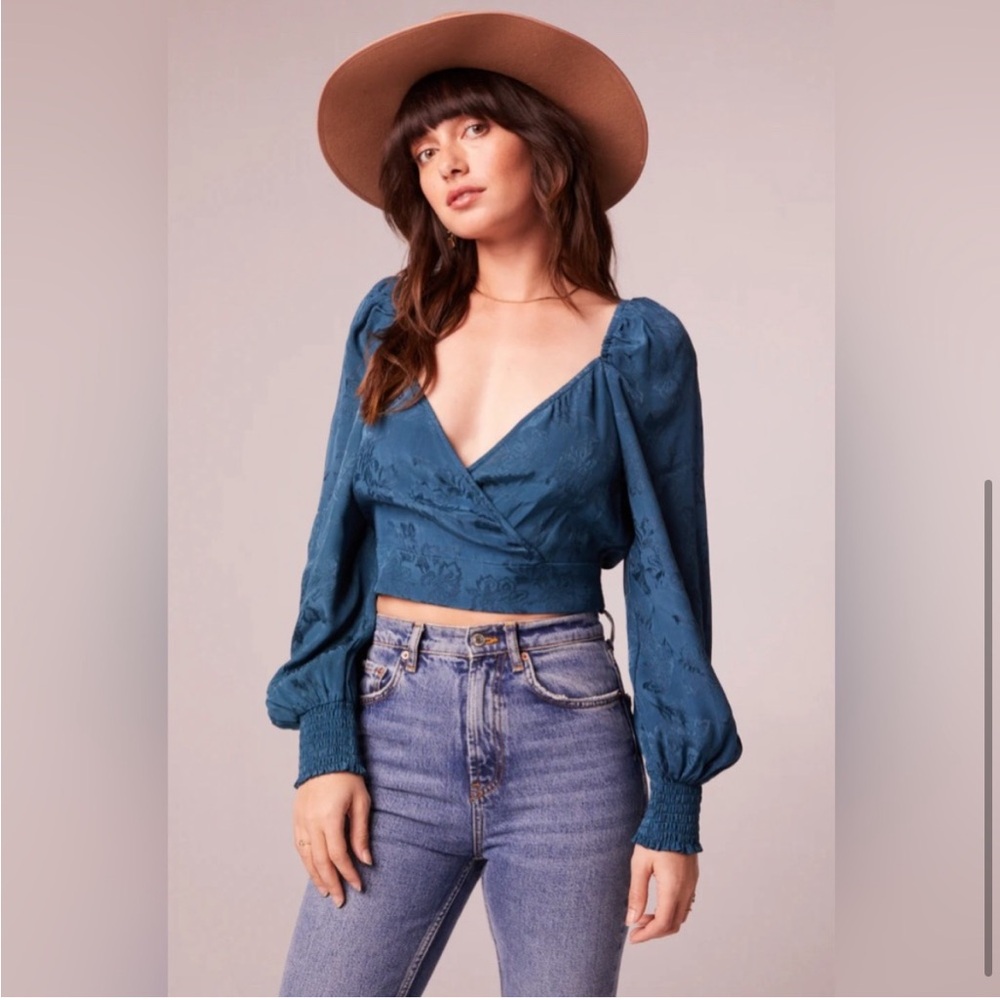 Nwt CAMILLE DEEP TEAL CROSSOVER CROP TOP band of the free